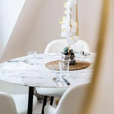 Le Sevigne Cls Appartement *